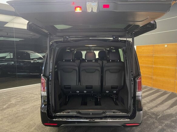 2024 Mercedes-Benz V-Класс Extra Long 300 d экстра длинный III (W447) Рестайлинг 2, чёрный, 18500000 рублей - вид 9