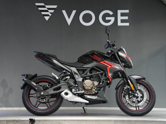 2026 Voge 300R, чёрный, 356000 рублей