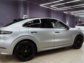 2020 Porsche Cayenne Coupé III, серебристый, 11000000 рублей, вид 1