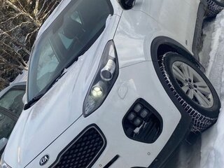 2016 Kia Sportage IV, белый, 1900000 рублей, вид 3