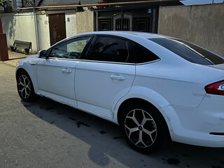 2011 Ford Mondeo IV Рестайлинг, белый, 550000 рублей, вид 1