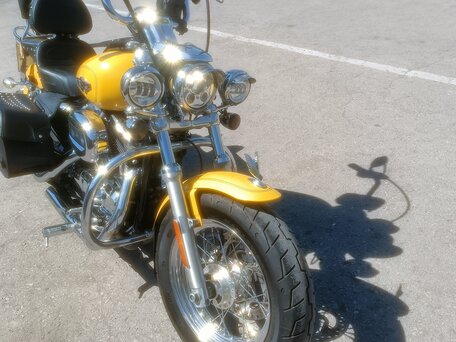 2017 Harley-Davidson Sportster 1200, жёлтый, 770000 рублей, вид 3