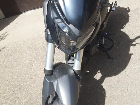 2021 Bajaj Dominar 400, чёрный, 390000 рублей, вид 2