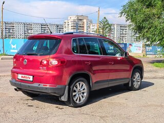 2010 Volkswagen Tiguan I, красный, 1150000 рублей, вид 3