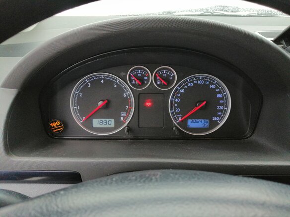 2000 Volkswagen Sharan I Рестайлинг, красный, 495000 рублей - вид 8