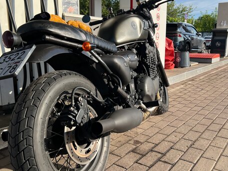 1996 Triumph Thunderbird 900, зелёный, 599999 рублей, вид 4