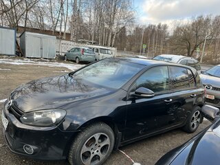 2011 Volkswagen Golf VI, чёрный, 900000 рублей, вид 2