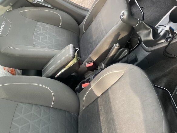 2019 Renault Logan Stepway II Рестайлинг, коричневый, 1250000 рублей - вид 3