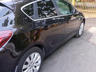 2011 Opel Astra J, чёрный, 730000 рублей, вид 5