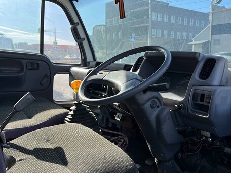 1992 Nissan Atlas, синий, 590000 рублей, вид 5