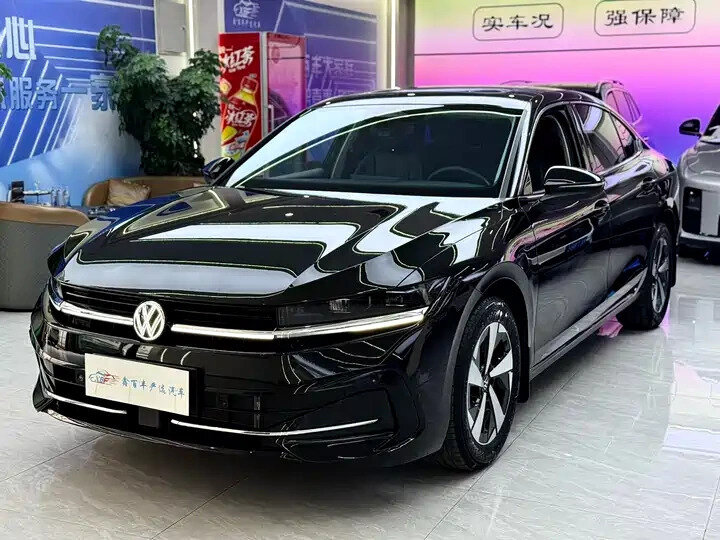 Открыть фотографии: Volkswagen Magotan B9