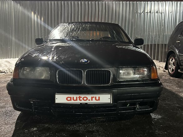 1994 BMW 3 серии 316i III (E36), чёрный, 300000 рублей