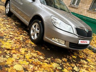 2011 Skoda Octavia DSG7 II (A5) Рестайлинг, серый, 650000 рублей, вид 1