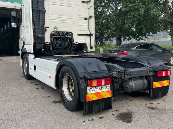 2011 Volvo FH, белый, 6150000 рублей - вид 4