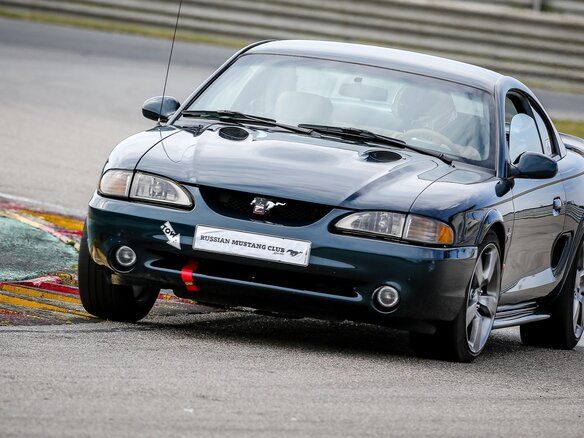 1994 Ford Mustang IV, зелёный, 2500000 рублей