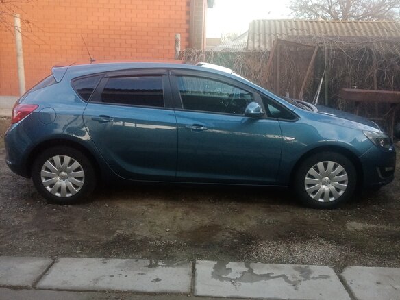 2013 Opel Astra J Рестайлинг, синий, 1100000 рублей - вид 11