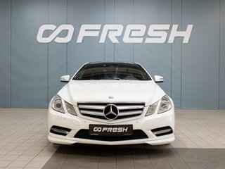 2013 Mercedes-Benz E-Класс 200 IV (W212, S212, C207) Рестайлинг, белый, 1760000 рублей, вид 3