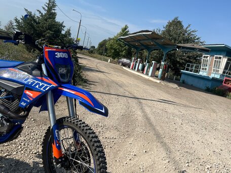 2024 Motoland Enduro 300, синий, 200000 рублей, вид 3