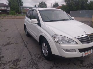 2012 SsangYong Kyron 6-speed I Рестайлинг, белый, 1000000 рублей, вид 2