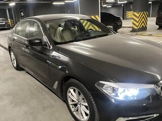 2019 BMW 5 серии 520i VII (G30/G31/G38), чёрный, 3400000 рублей, вид 2