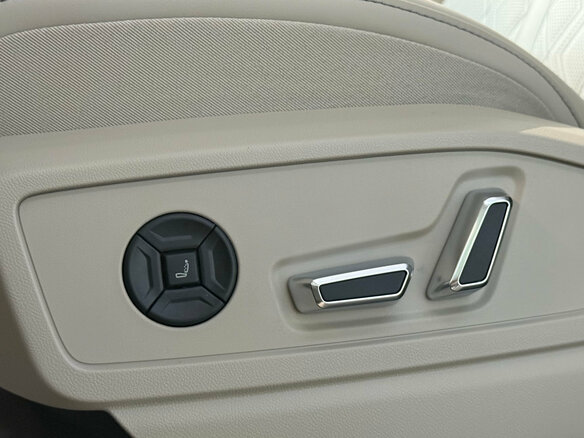2026 Audi Q5 L III (GU), зелёный, 5900000 рублей - вид 17