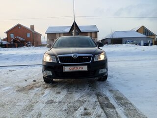 2009 Skoda Octavia II (A5) Рестайлинг, чёрный, 600000 рублей, вид 1