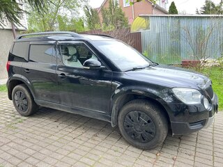 2011 Skoda Yeti I, чёрный, 650000 рублей, вид 3