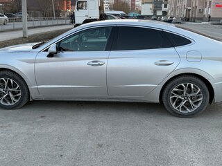 2021 Hyundai Sonata VIII (DN8), серый, 2500000 рублей, вид 3