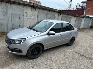 2018 Lada (ВАЗ) Granta I, серебристый, 650000 рублей, вид 1