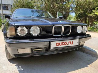 1990 BMW 7 серии 735i II (E32), чёрный, 2450000 рублей, вид 1