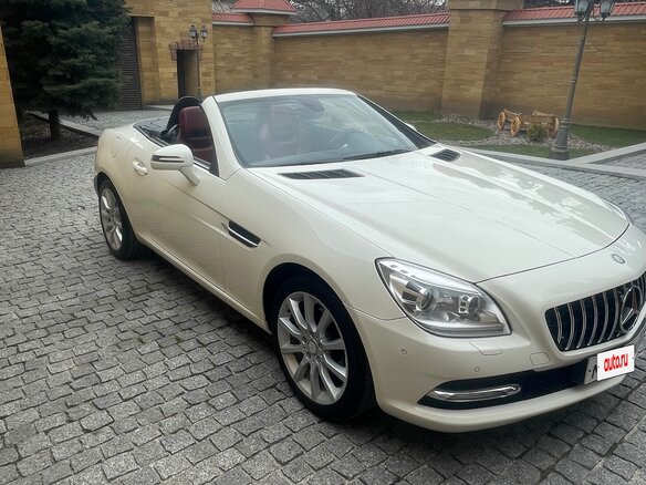 2012 Mercedes-Benz SLK-Класс 200 III (R172), белый, 2000000 рублей - вид 4