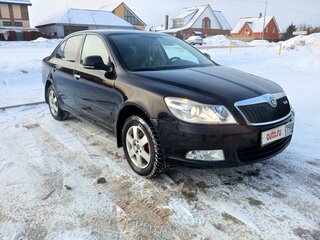 2009 Skoda Octavia II (A5) Рестайлинг, чёрный, 600000 рублей, вид 3