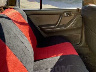 1990 Toyota Crown VIII (S130), красный, 400000 рублей, вид 2