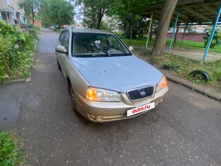 2001 Hyundai Elantra III (XD), бежевый, 130000 рублей, вид 2