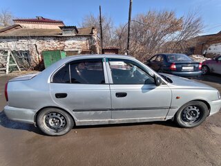 2005 Hyundai Accent ТагАЗ II, серебристый, 245000 рублей, вид 2