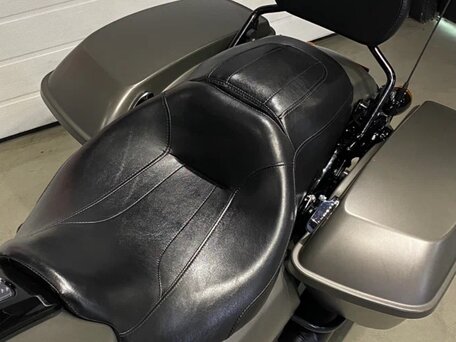 2019 Harley-Davidson Road Glide Special, серый, 2499000 рублей, вид 3
