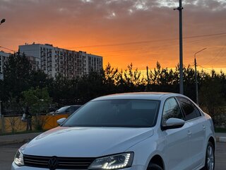2013 Volkswagen Jetta VI, белый, 1150000 рублей, вид 1