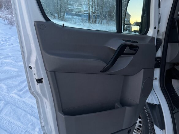 2009 Mercedes-Benz Sprinter, белый, 1749999 рублей - вид 4