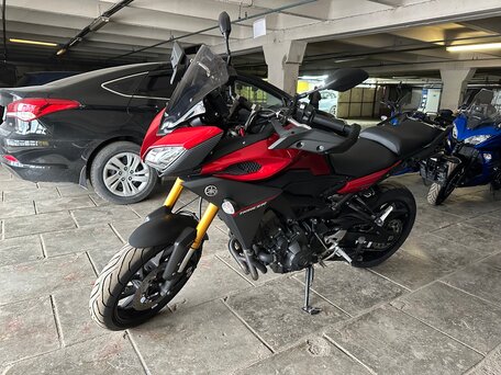 2016 Yamaha MT-09 Tracer (FJ-09), красный, 860000 рублей, вид 1