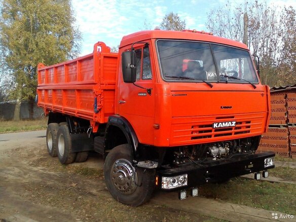 2016 КамАЗ 45143, оранжевый, 1990000 рублей