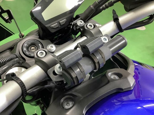 2017 Yamaha MT-09 (FZ-09), синий, 875000 рублей - вид 33