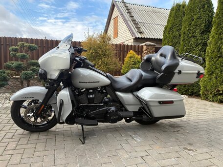 2021 Harley-Davidson Ultra Limited, серый, 1800000 рублей, вид 3