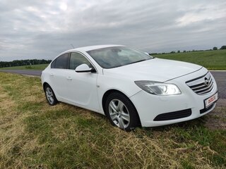 2011 Opel Insignia I, белый, 700000 рублей, вид 4