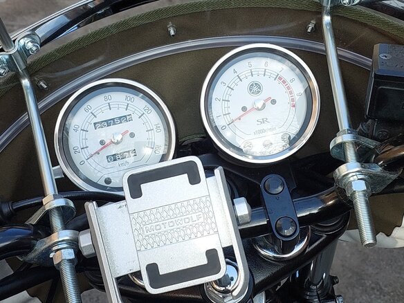 2020 Yamaha SR400, чёрный, 600000 рублей - вид 18