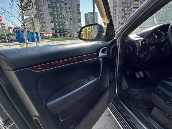 2003 Porsche Cayenne Turbo I (955), серый, 955000 рублей - вид 2