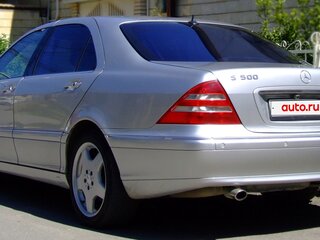 2000 Mercedes-Benz S-Класс 500 Long IV (W220), серебристый, 1350000 рублей, вид 2