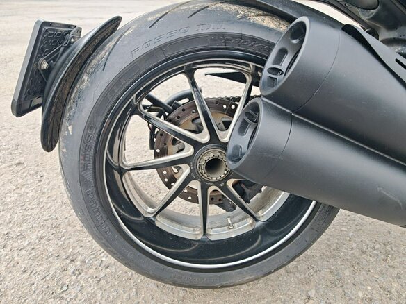 2011 Ducati Diavel, красный, 855000 рублей - вид 8