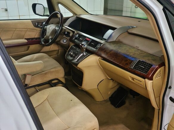 2005 Honda Elysion I, белый, 1100000 рублей - вид 7