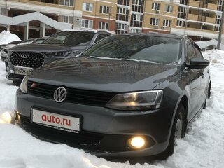 2014 Volkswagen Jetta VI, серый, 1390000 рублей, вид 1