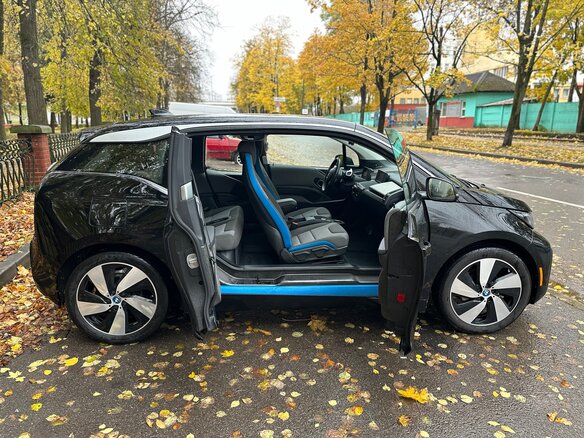 2019 BMW i3 50 xDrive I (I01) Рестайлинг, чёрный, 1850000 рублей - вид 6